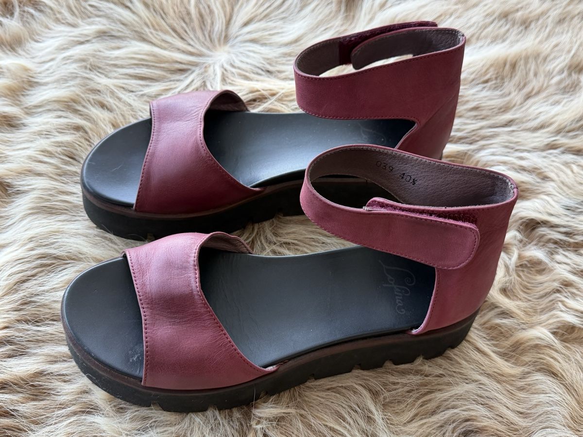 Lofina Scarpe da donna: Lofina Sandalen 40.5 – Usato da Reigoldswil venduto da MerlinsMorgane 1