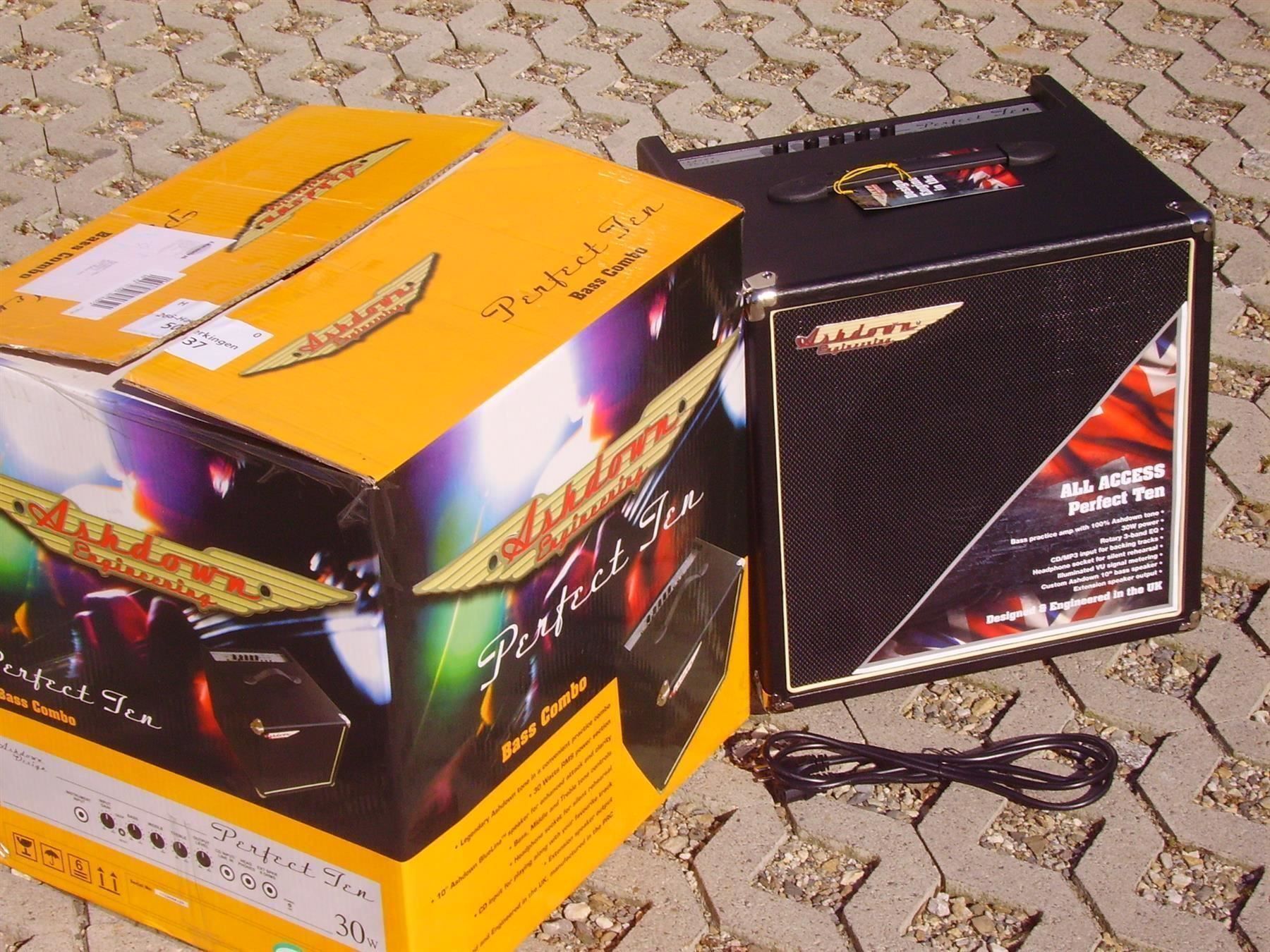 Amplificatori: Combo Bass-Verstärker  100 Watt – Nuovo (secondo la descrizione) da Wöschnau venduto da Musikhaus-Luethy5012