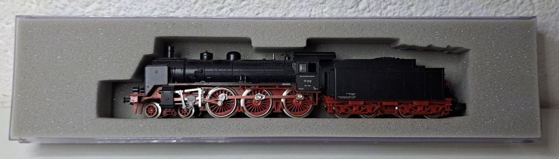 Trix Modellini di ferrovie: BR 17 212 Dampfloki mit Tender Trix Spur N Analog EVP – Usato da Salez venduto da rhb-spur-n 5