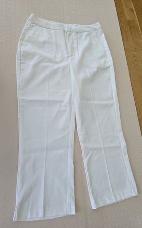 Caprihosen Bella von About You Grösse 36 weiss
