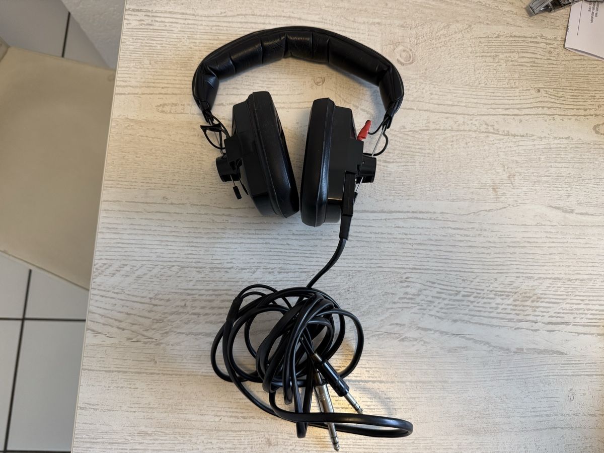 Beyerdynamic Cuffie: Beyerdynamic dt204 studio Kopfhörer – Usato da Zunzgen venduto da milesdavis76