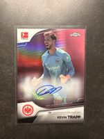Kevin Trapp 31/75 2022-23 Topps Chrome Bundesliga Auto