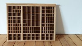 Setzkasten aus Holz mit vielen Fächern sehr guter Zustand