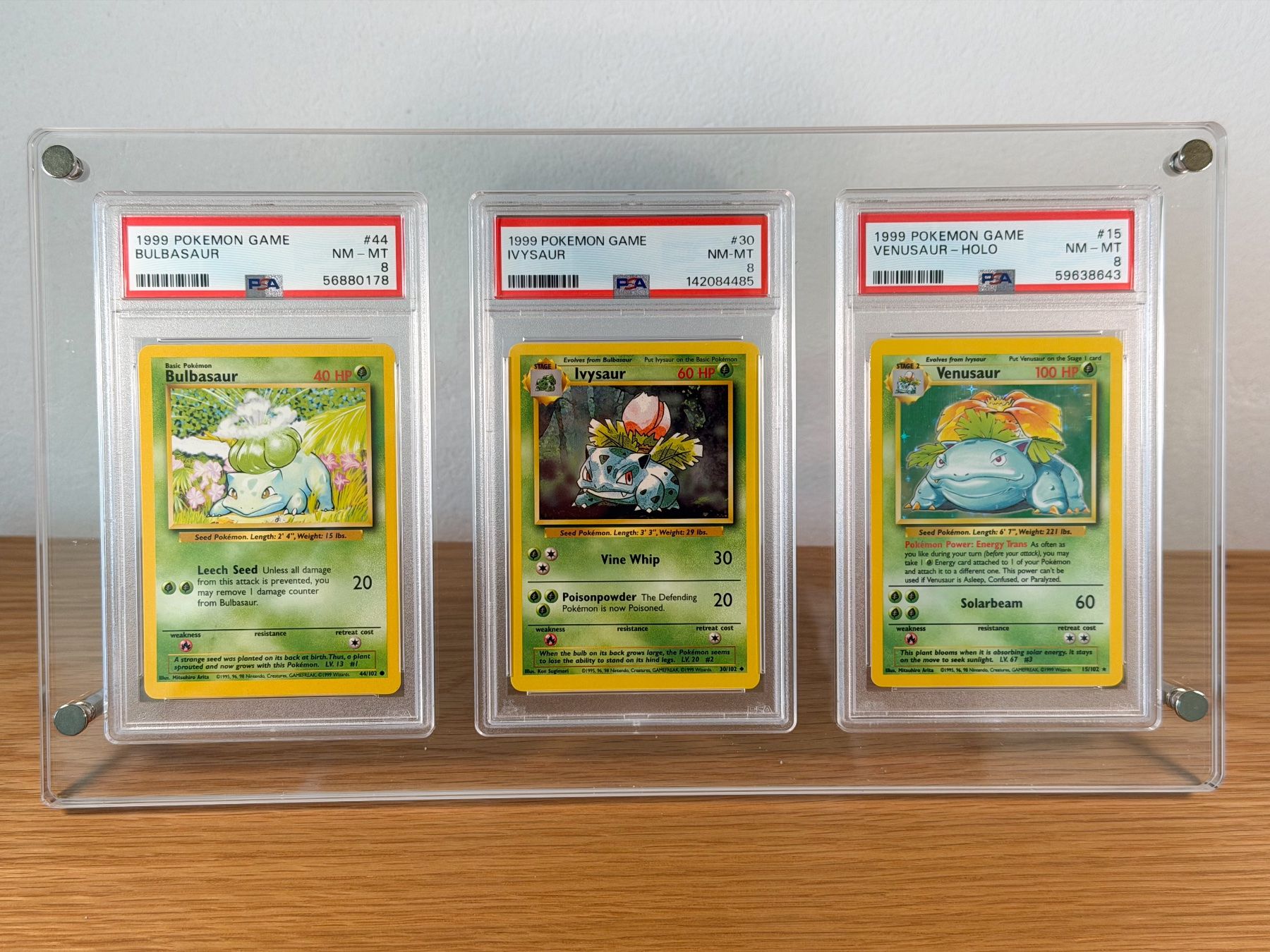 Pokémon Carte collezionabili: Pokémon Base Set Bulbasaur Ivysaur Venusaur SET PSA 8 WOTC – Usato da Montagny-Yverdon venduto da For1