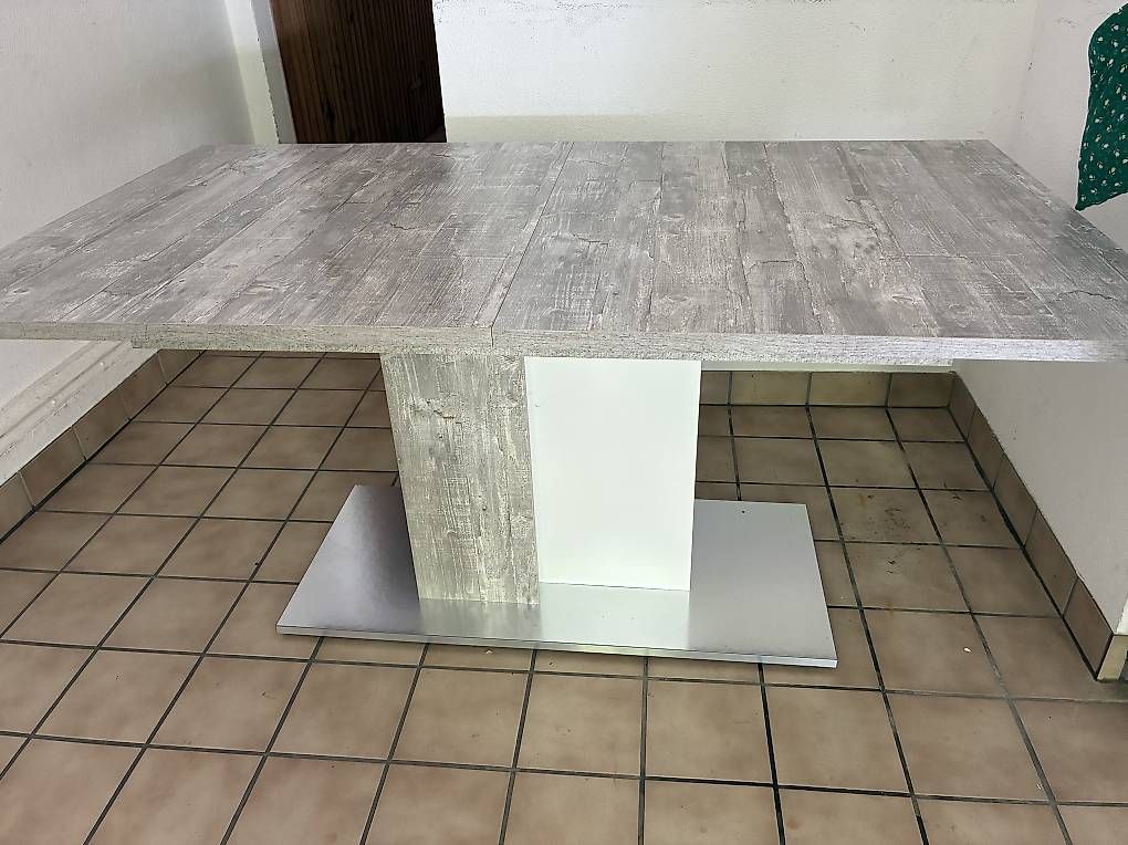 Tische: Table à manger – Gebraucht aus Ménières von 30A