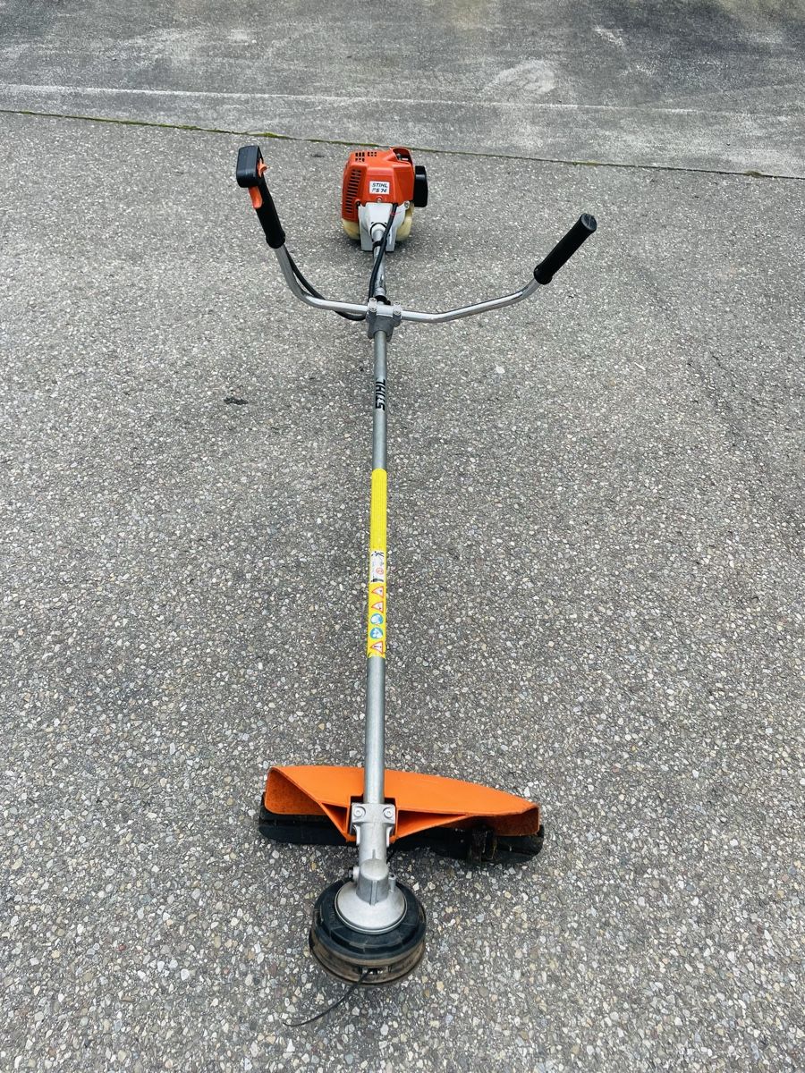 Stihl Tutti gli attrezzi: Rasentrimmer Stihl FS 74 Profi – Usato da Würenlos venduto da Shop_Shop