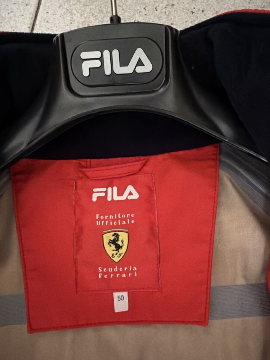 Ferrari Giacche: Ferrari F1 Racing Jacket, Sz. 50 – Usato da Buchs SG venduto da SPAMPAM 1