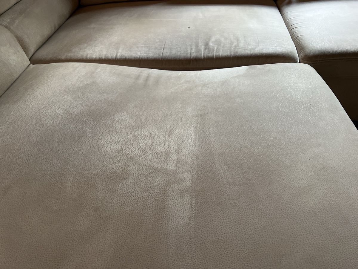 Livique Sofas: Ecksofa muss weg  – Gebraucht aus GONTENSCHWIL von Chriskrass 2