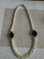 Perlenkette mit schwarzen Steinen Grösse 46 cm guter Zustand