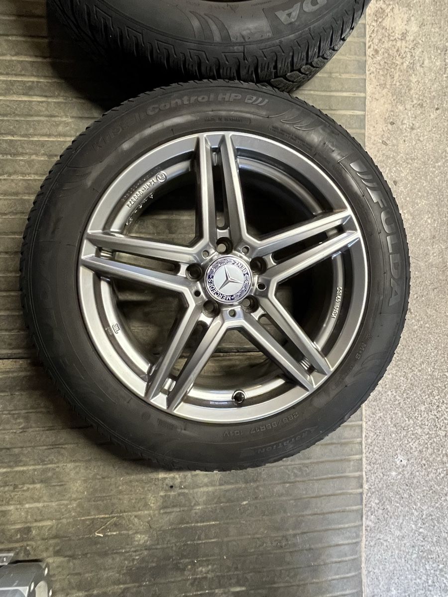Mercedes-Benz Pneus & Roues: Mercedes Winterräder – D'occasion à Lichtensteig par Trisi0 1