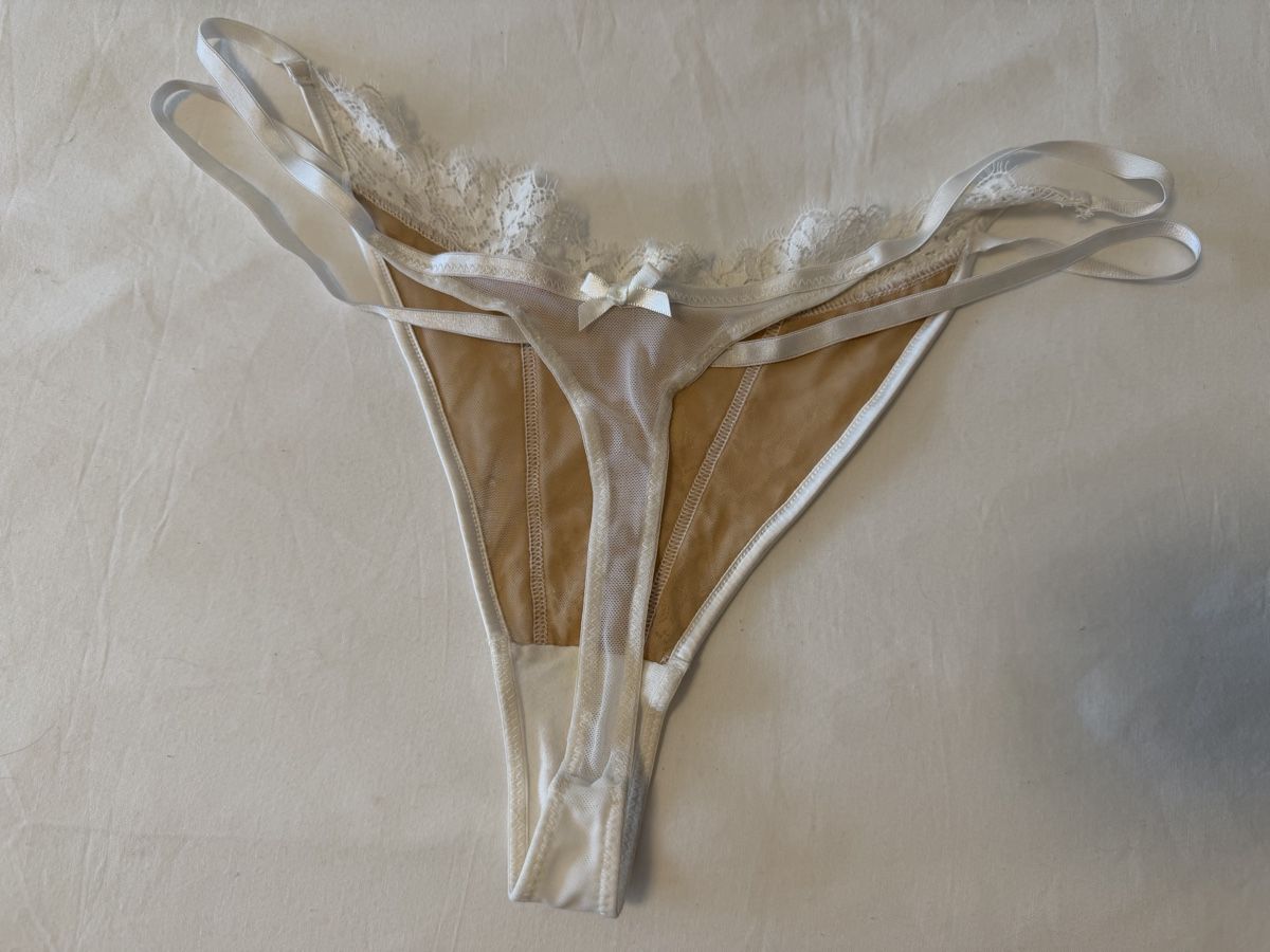 Hunkemöller Altra biancheria intima: String Tanga Spitzenoptik Weiss Grösse L – Nuovo (secondo la descrizione) da Au ZH venduto da FMRF 2