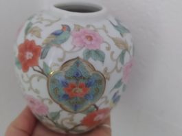 Vintage Floral Vase - Perfect for Spring Decor!