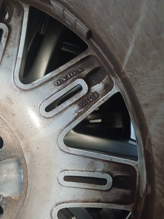 Volvo Cerchioni: Volvo v70 felgen – Usato da Dinhard venduto da evo_5kr2 4