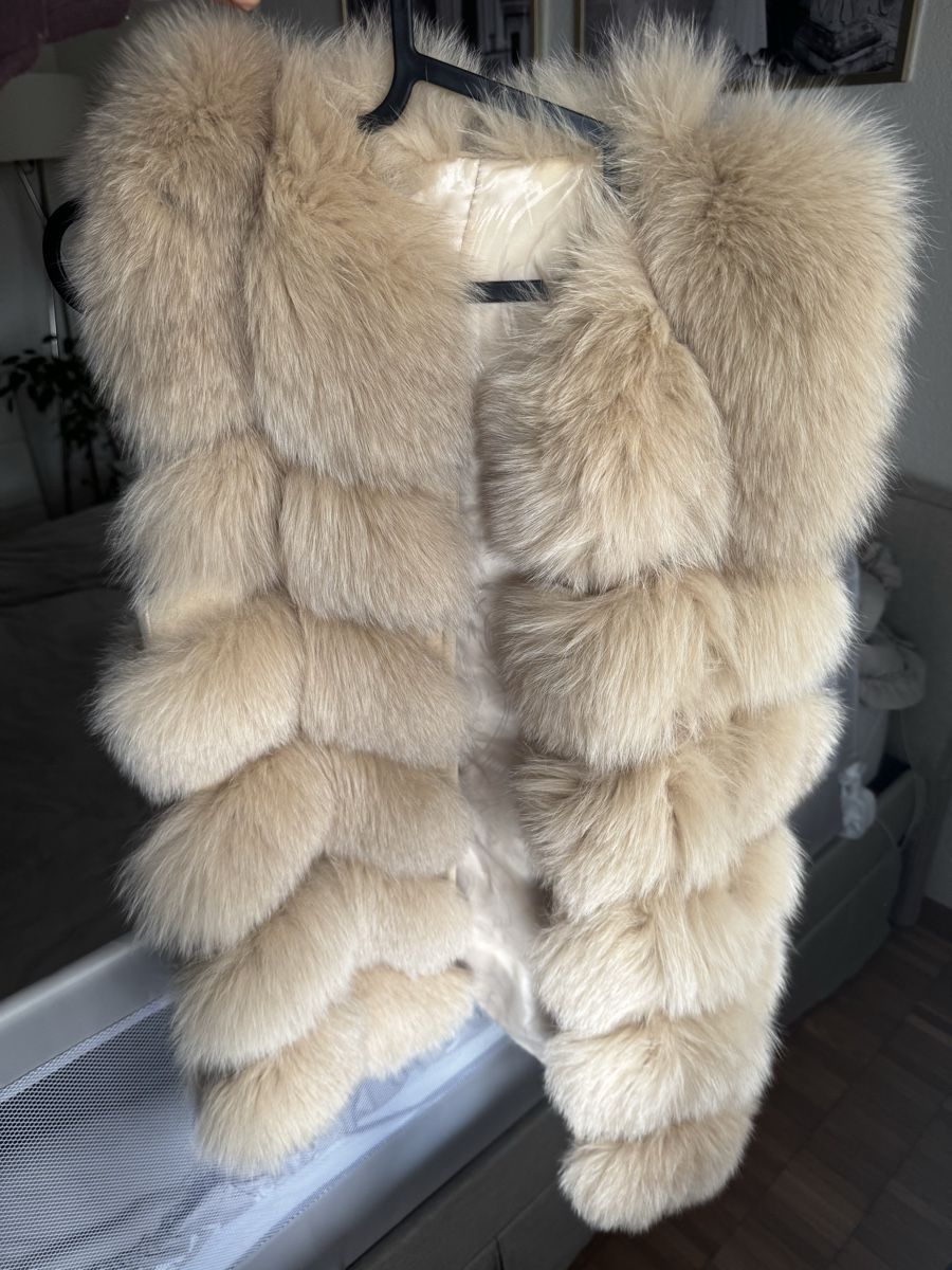Jacken: 100% natural fur – Neu (gemäss Beschreibung) aus Menziken von iga_ym9f