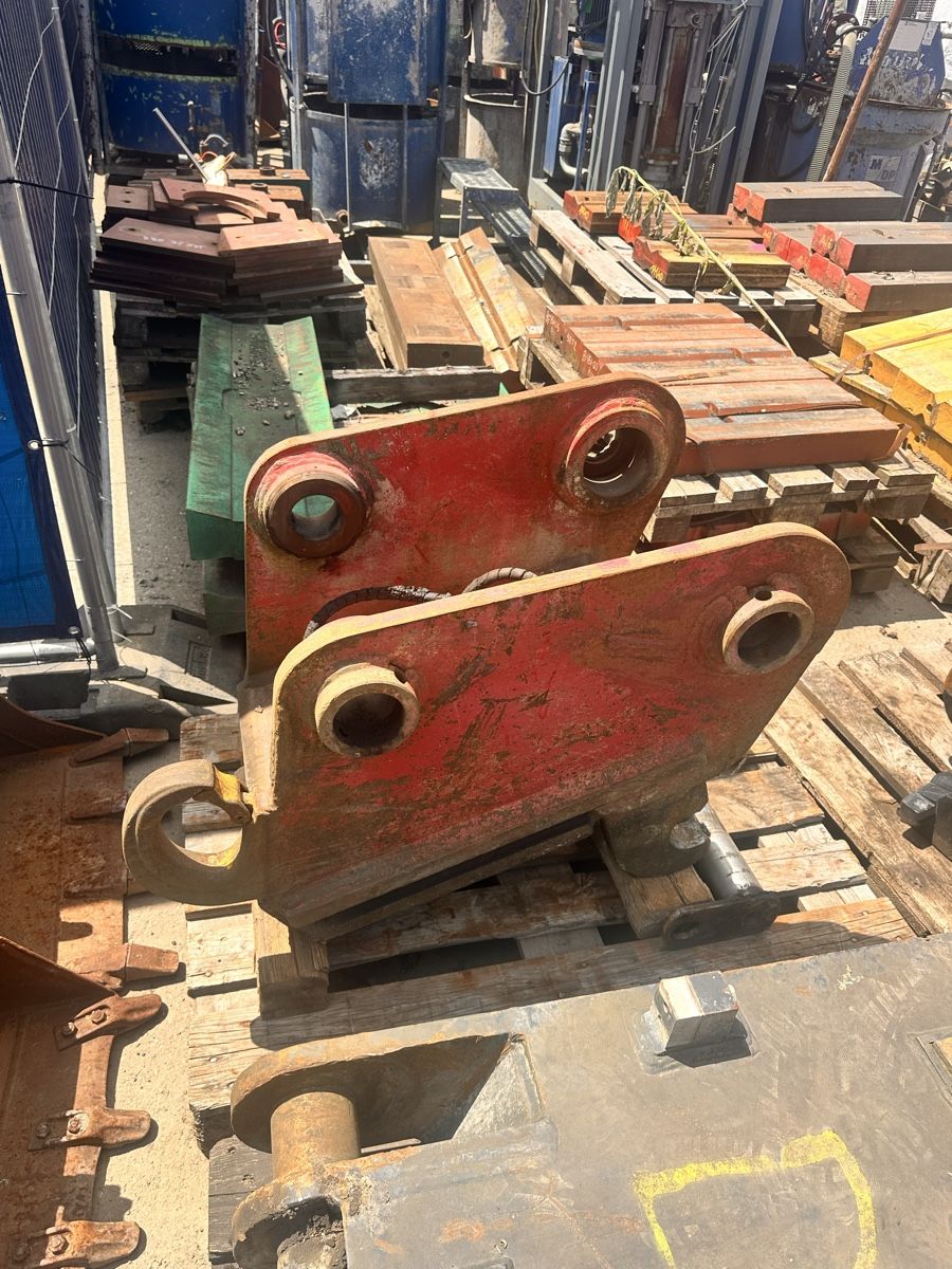 Escavatori: Bagger schnellwechsler , anbauplatte  – Usato da lyssach venduto da brax2019 3