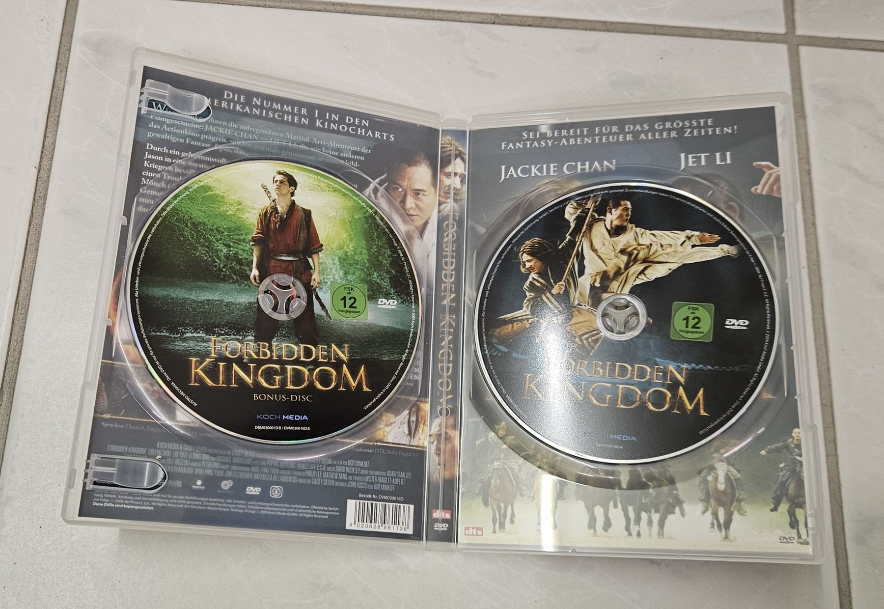Alle DVDs: Forbidden Kingdom - 2 Disc Collector's Edition DVD – Gebraucht aus Regensdorf von 8Collect 1