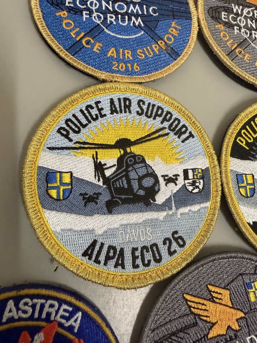 Schweizer Armee Placchette & Badge: Militär Batch Original  – Nuovo (secondo la descrizione) da Zürich venduto da papaplatte 4