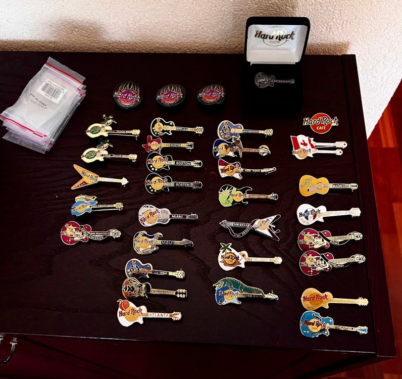 Hard Rock Café - 34 Pins Set - Collectors | Kaufen auf Ricardo