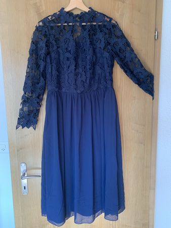 Elegantes Ausgehkleid – neu & ungetragen