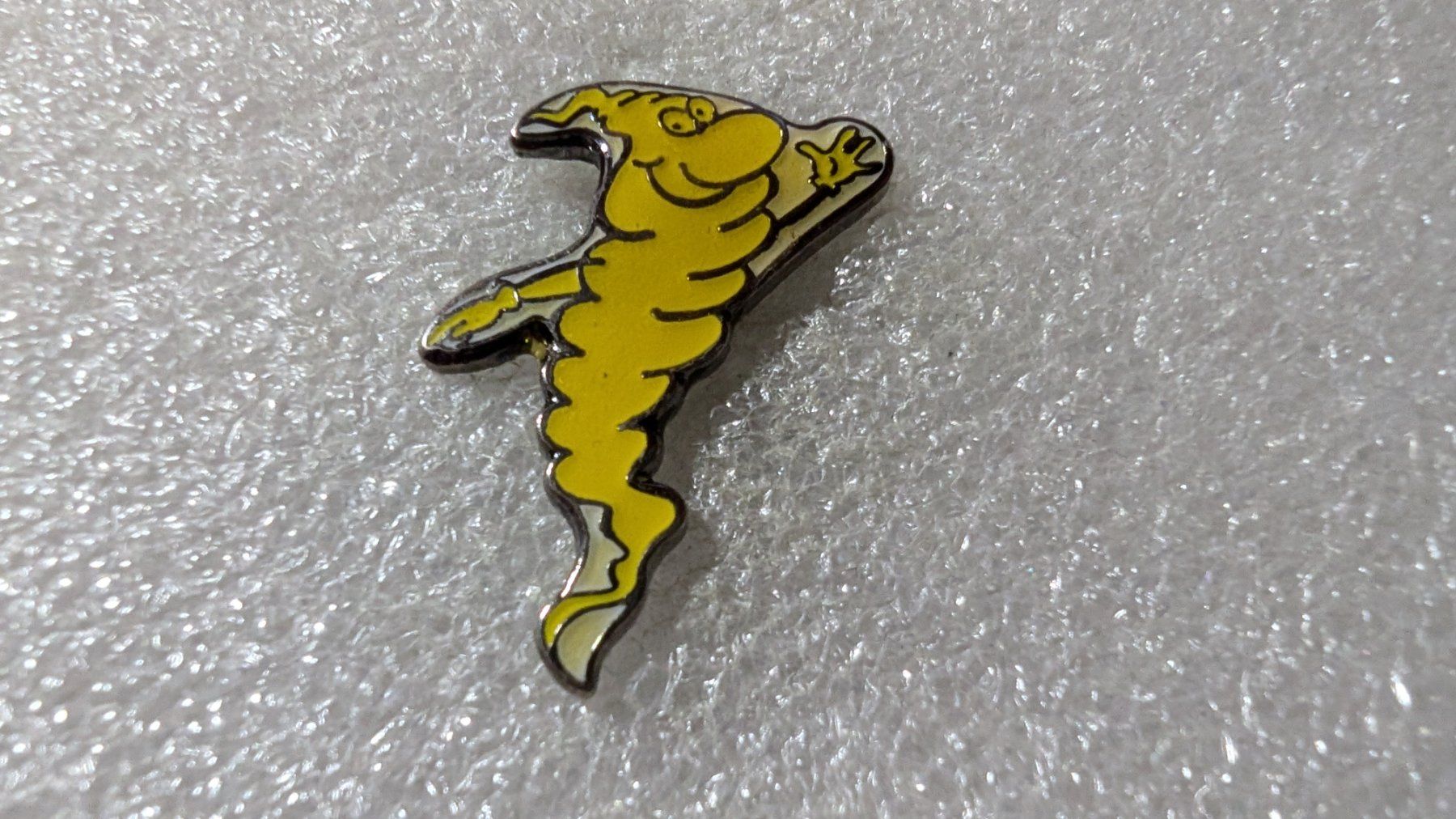 Placchette & Badge: Ansteckpin 203: Wirbel – Usato da Oppligen venduto da Pin-Fall-Shop