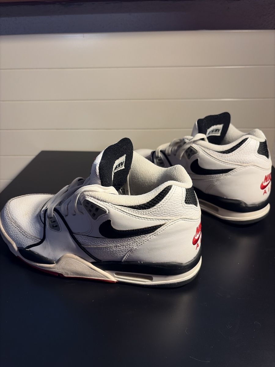 Nike Scarpe da uomo: Nike Air Flight Legacy | Gr. 42.5  – Usato da Adelboden venduto da Bercel 5