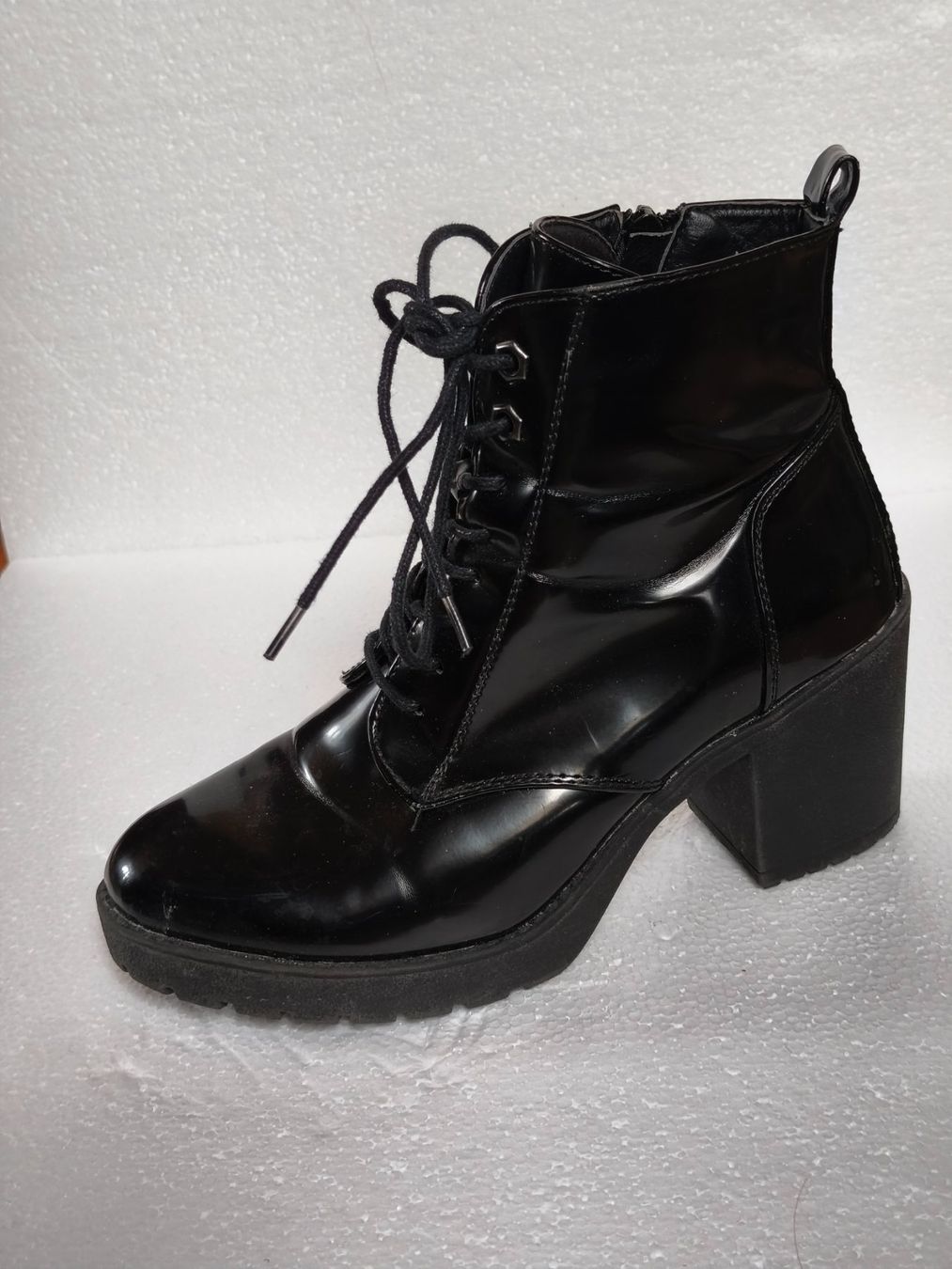 Cube Scarpe da donna: Stiefeletten | schwarz | Gr 39 | Cube – Usato da St. Gallen venduto da syl_575n 1
