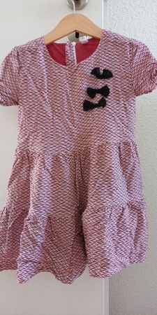 Süsses Mädchenkleid Coccodrillo gr.98