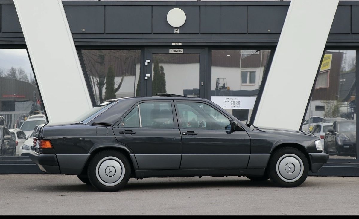Mercedes-Benz Autos: Mercedes-Benz 190 E 2.3 – Veteranenfahrzeug – Gebraucht aus Niederhasli von Ajlina1212 3