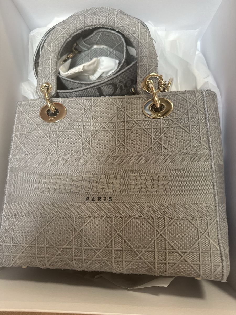 Dior Taschen für Damen: Dior Tasche – Neu und originalverpackt aus Frauenfeld von Muriel035 1