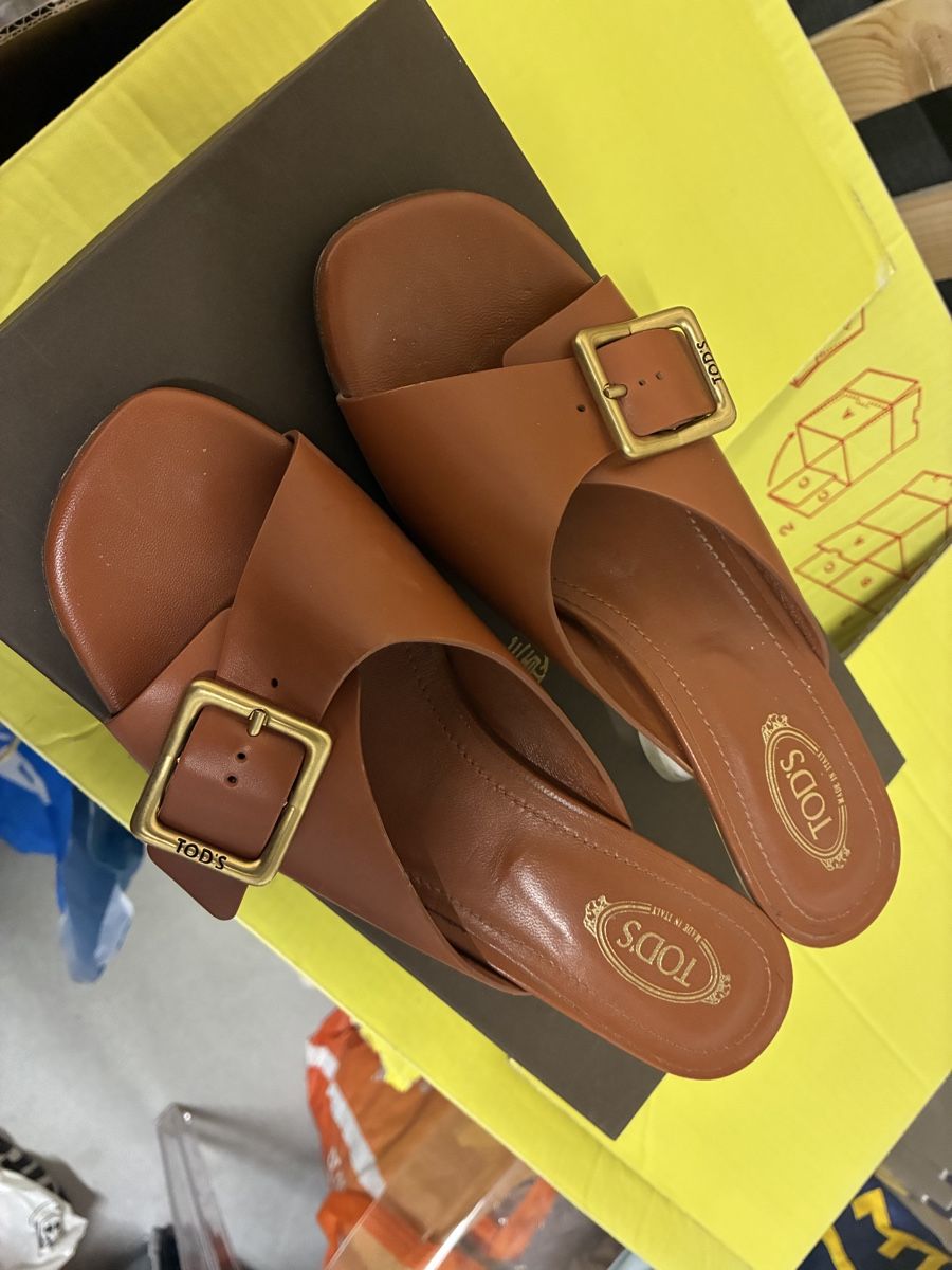 Tod'S Damenschuhe: Tod’s sandals - 38 – Neu (gemäss Beschreibung) aus Zürich von Flaviavirginia 1