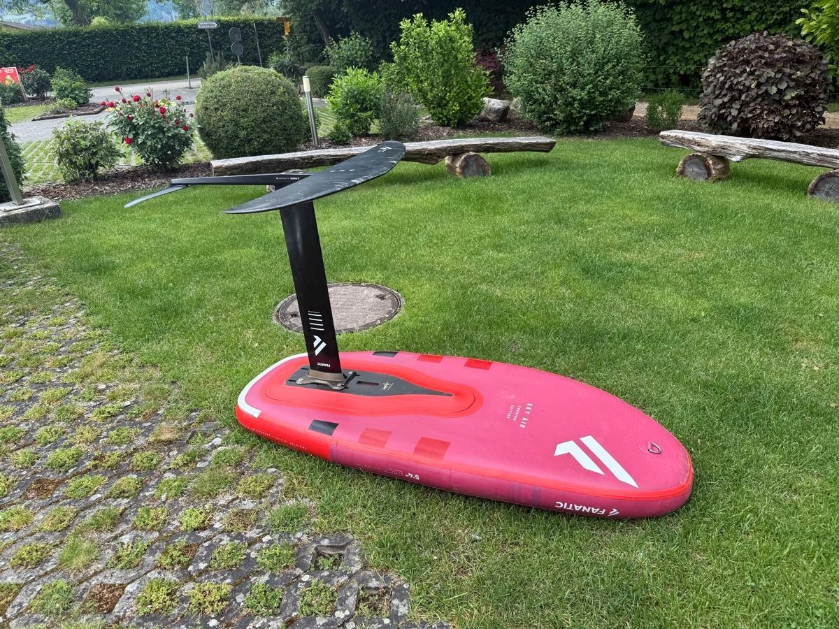 Tavole da surf e di nuoto: Wingfoil-Board mit Foil – Usato da Stabio venduto da Schub08 9