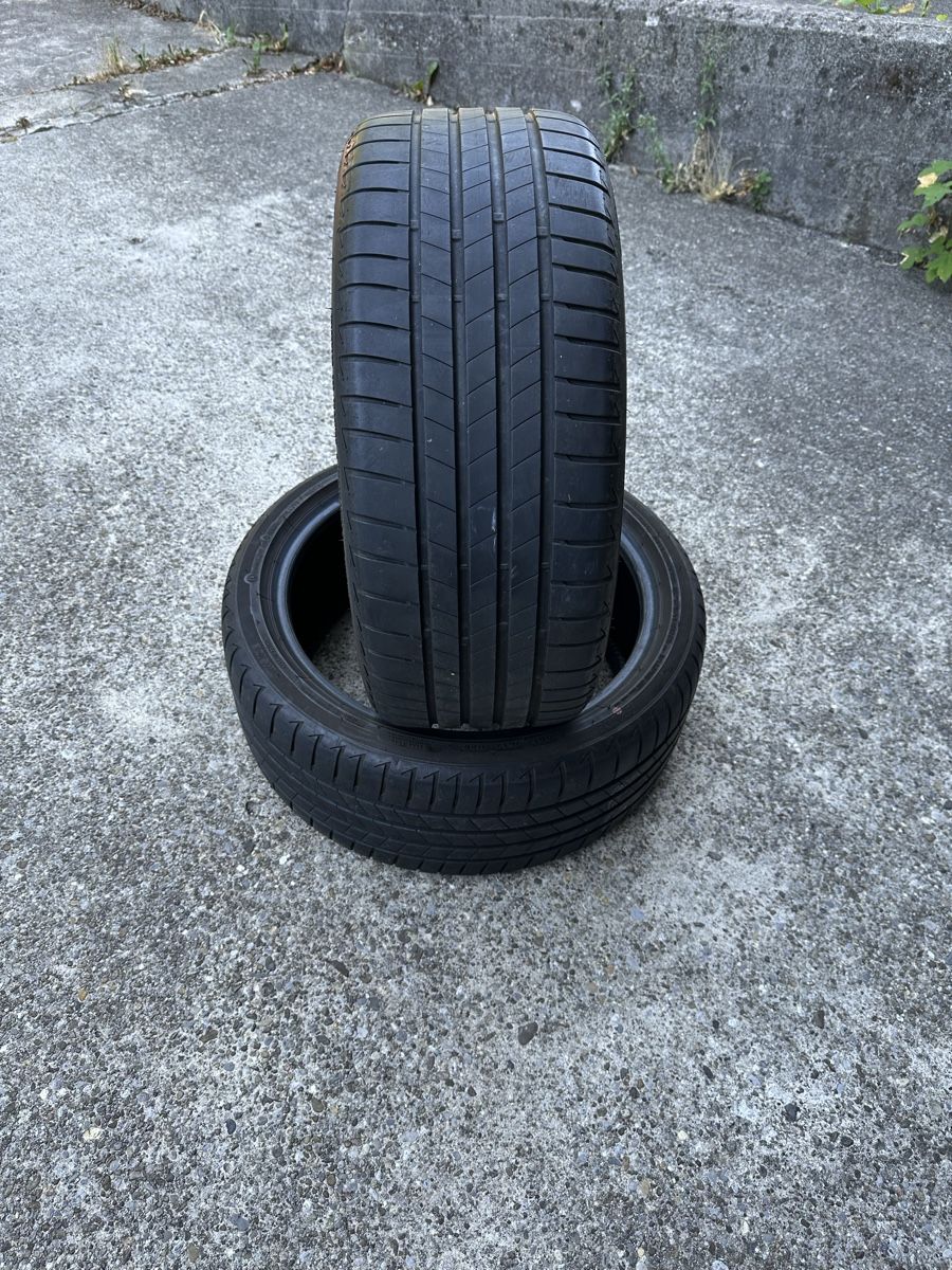 Pneus & Kompletträder: 2 x 225 / 40 R 18 Bridgestone – Gebraucht aus Bronschhofen von -BeeN-