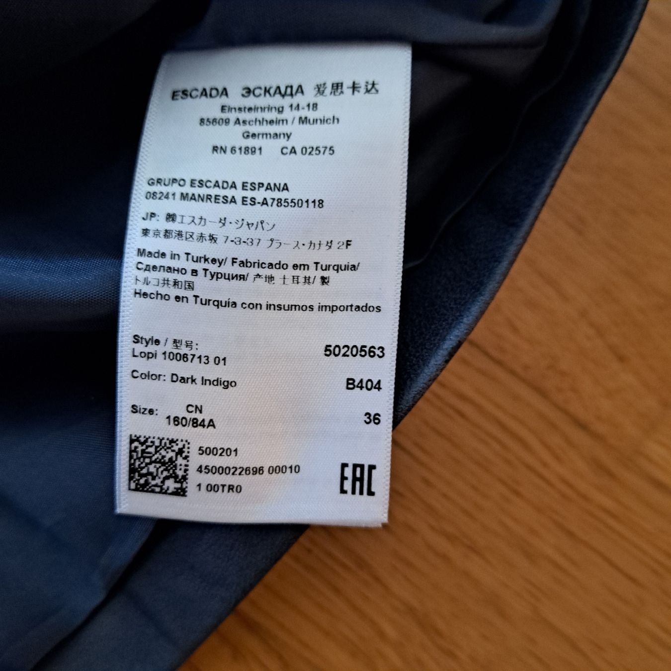 Escada Vestiti: ESCADA Lederkleid, Gr 38 – Usato da Adliswil venduto da Marlotti 2