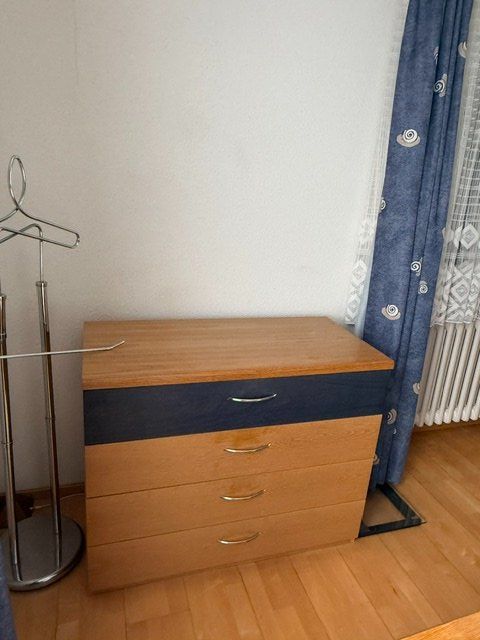 Commodes: Kommode mit 4 Schubladen – D'occasion à Rothenburg par Betty690
