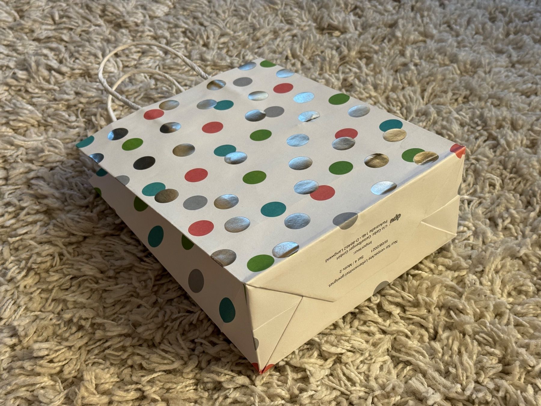Papiere: Geschenktüte / Papiertüte mit farbigen Punkten – Neu (gemäss Beschreibung) aus Zürich von wtpooh 1