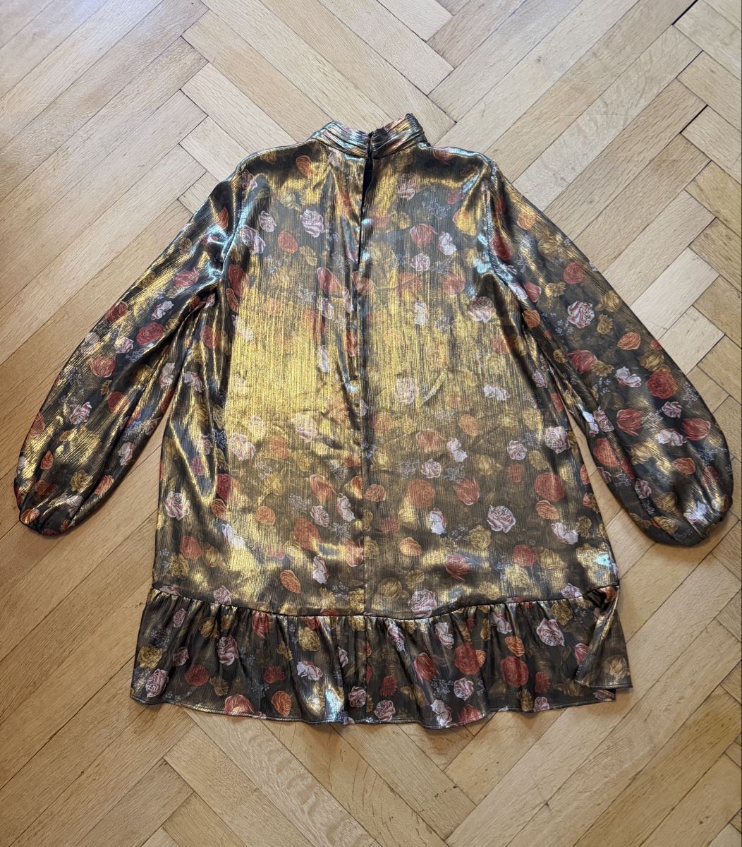 Zara Vestiti: Robe Zara à fleurs dorée irisé - taille M – Nuovo (secondo la descrizione) da Lausanne venduto da Stephaniesdressing 7