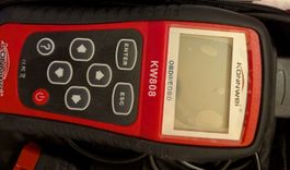 Konnwei KW808 OBDII/EOBD Diagnosegerät gebraucht