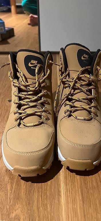 Herrenschuhe: Nike Winterschuhe – Neu und originalverpackt aus Zürich von and_fwy7 1