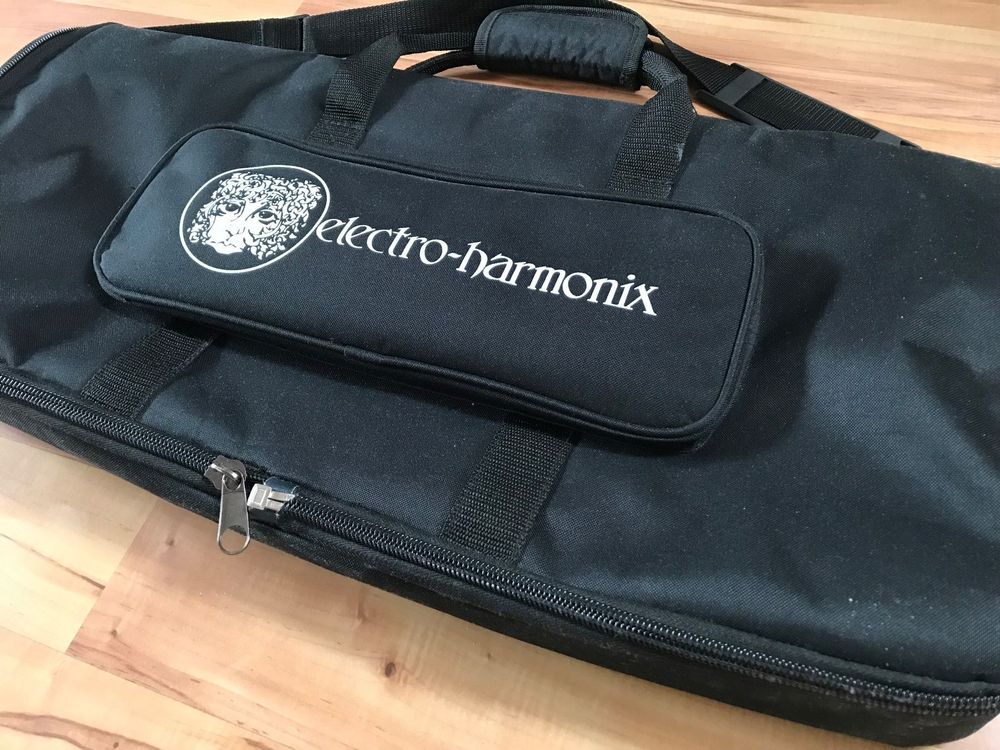 ElectroHarmonix Pedalboard Bag lightweight, open & use Kaufen auf