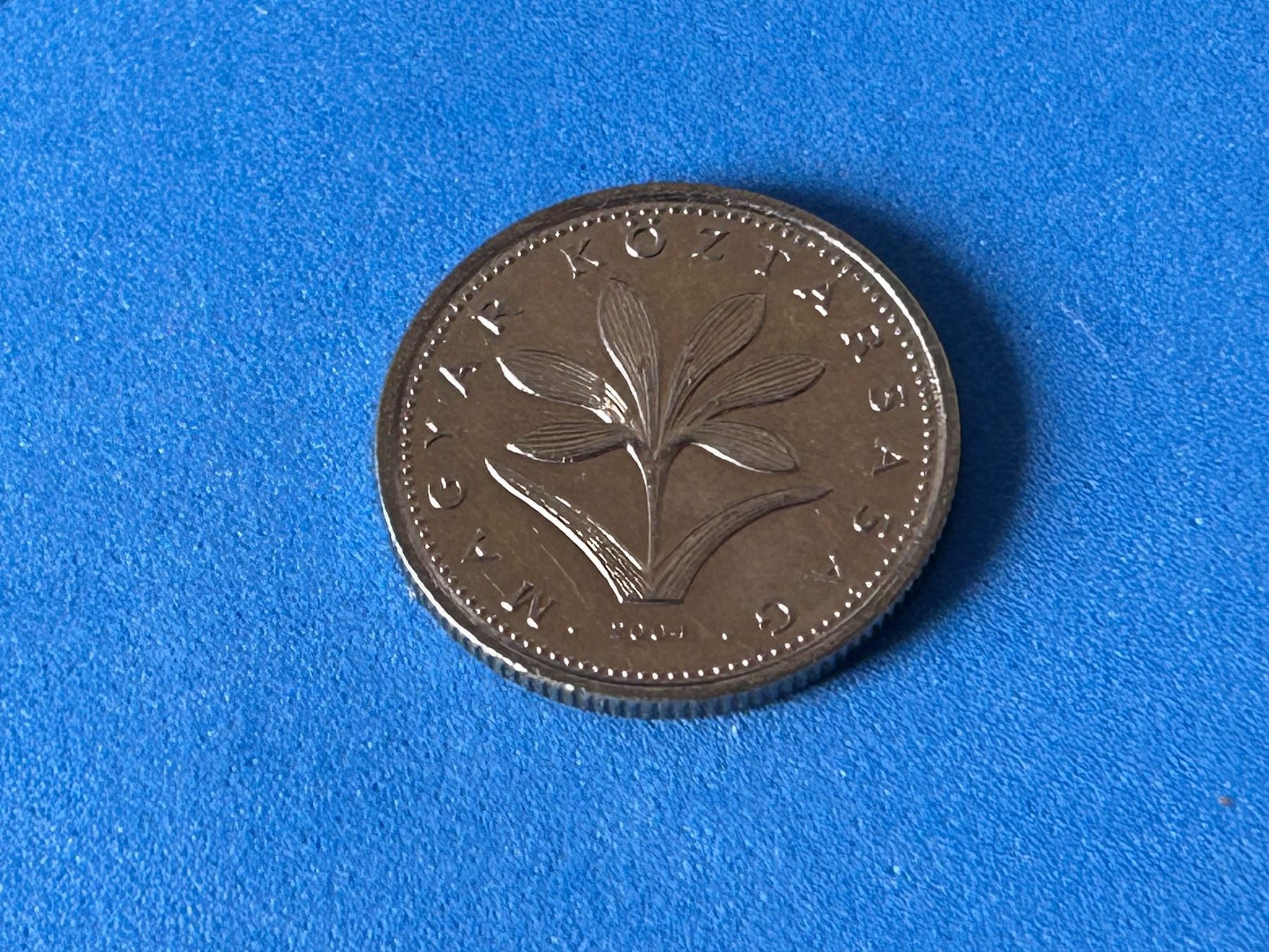 Alle Münzen: Hungary - 2 Forint 2004 – Gebraucht aus Corcelles NE von AJKader 1