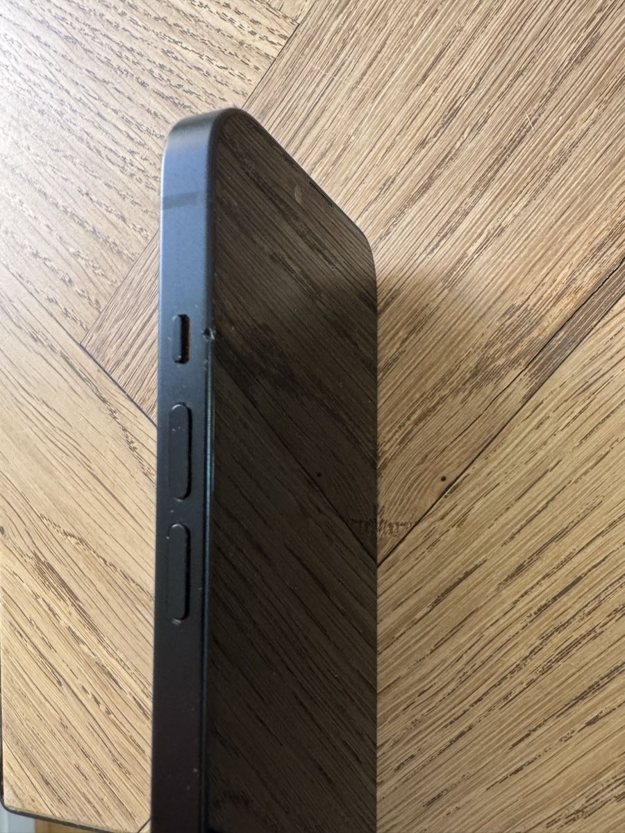Apple Portables: iPhone 13 midnight 128 GB Top Zustand – D'occasion à Basadingen par ron_2jtj 4