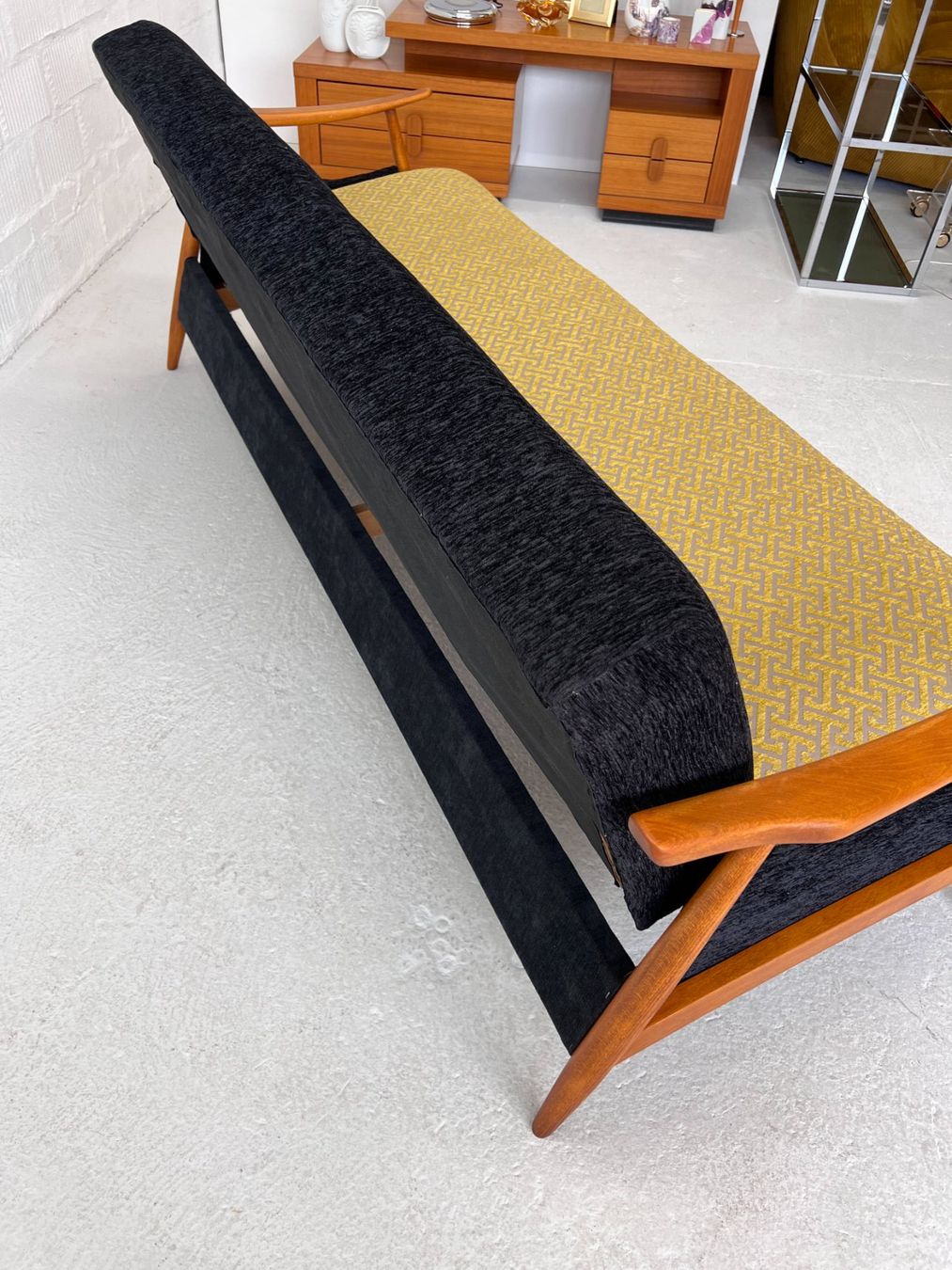 Divani: Vintage Sofa, Daybed, Kanapee - Bergmann Möbel – Usato da Walzenhausen venduto da stilvollwohnen 5