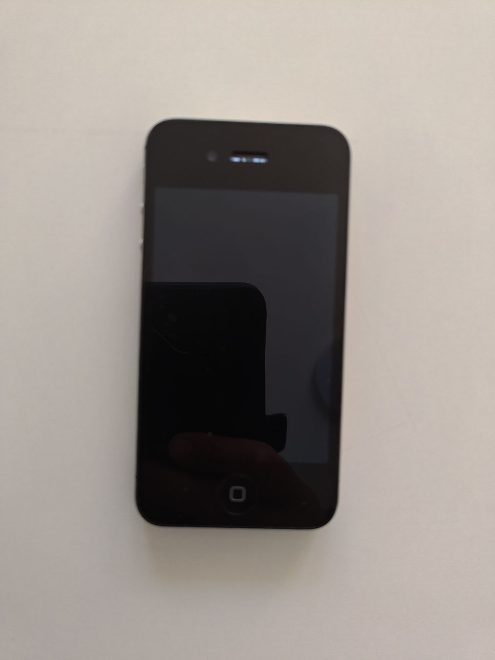 Apple Portables: iphone 4 – D'occasion à Raron par hochheiliger