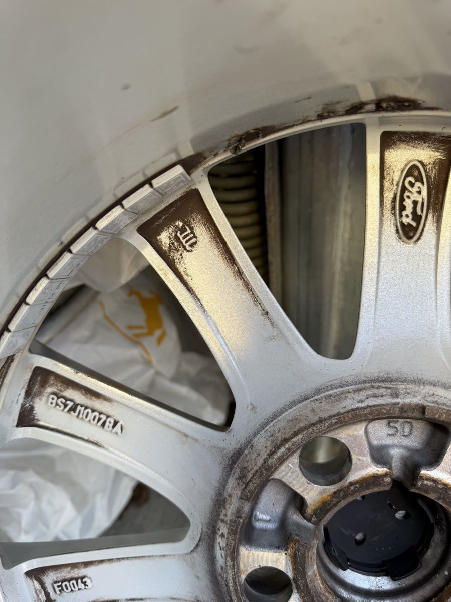 Ford Pneus & Kompletträder: Original Ford Mondeo Sommer Hankook 2024 – Gebraucht aus Mollis von BSL10 9