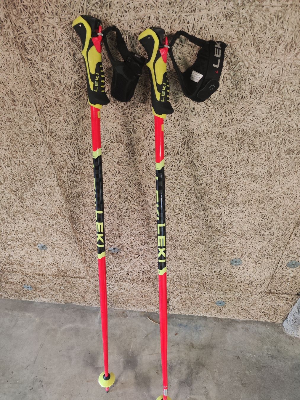 Leki Bastoncini da sci: Leki ski poles Trigger 3D red yellow 100cm – Usato da Richterswil venduto da timbo25 1