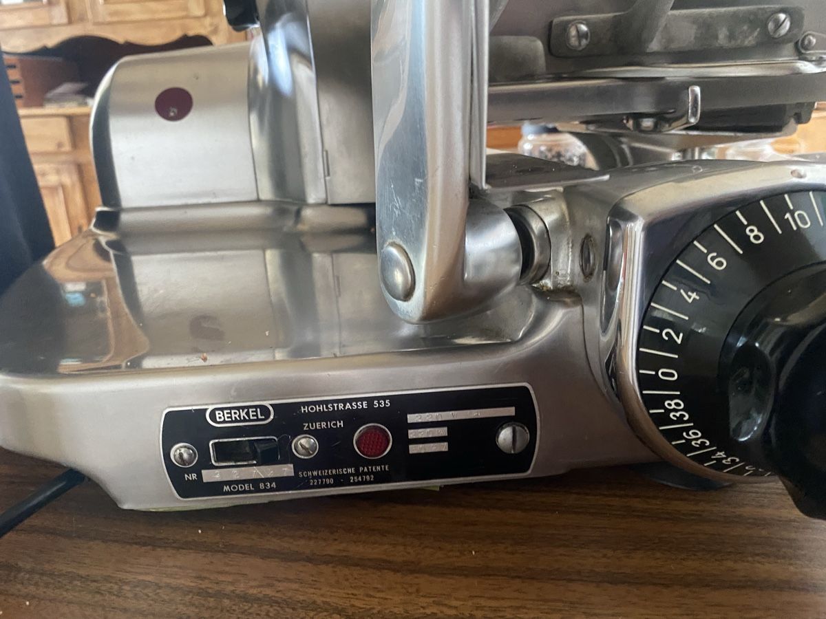 Berkel Elettrodomestici da cucina: Trancheuse professionnelle Berkel modèle 834  – Usato da st ursanne venduto da Kayak1524 7