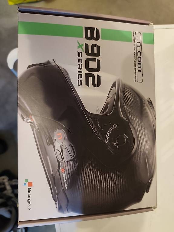 Tutti gli attrezzi:  N-COM B902 X Series – Usato da Stans venduto da Pacariz1