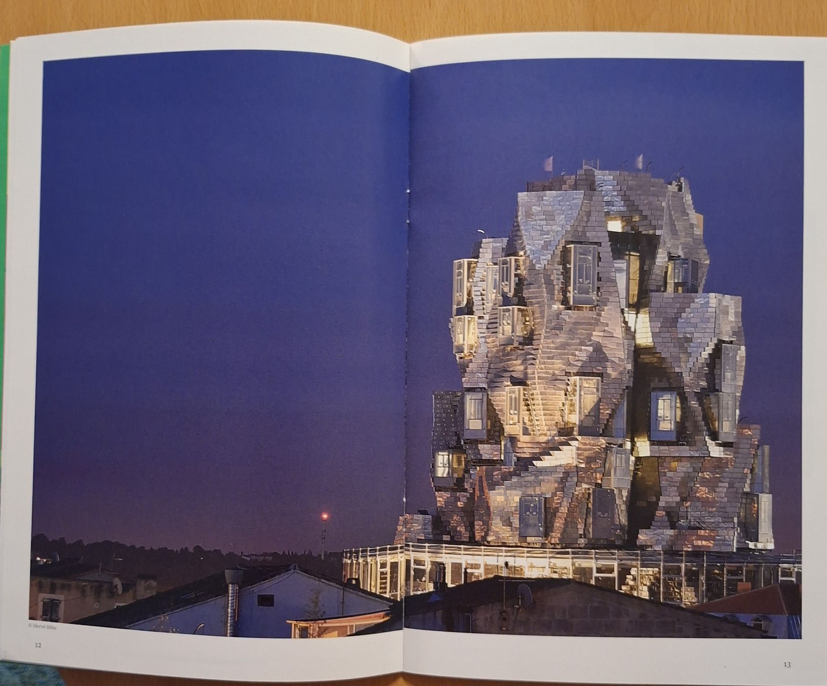 Riviste & Magazine: LUMA Arles Automne/Hiver 2018-19 Journal – Usato da Niederglatt ZH venduto da Siegfried67 5