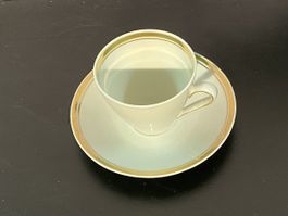 Elegante Mokkatasse mit Goldrand, Vintage Porzellan
