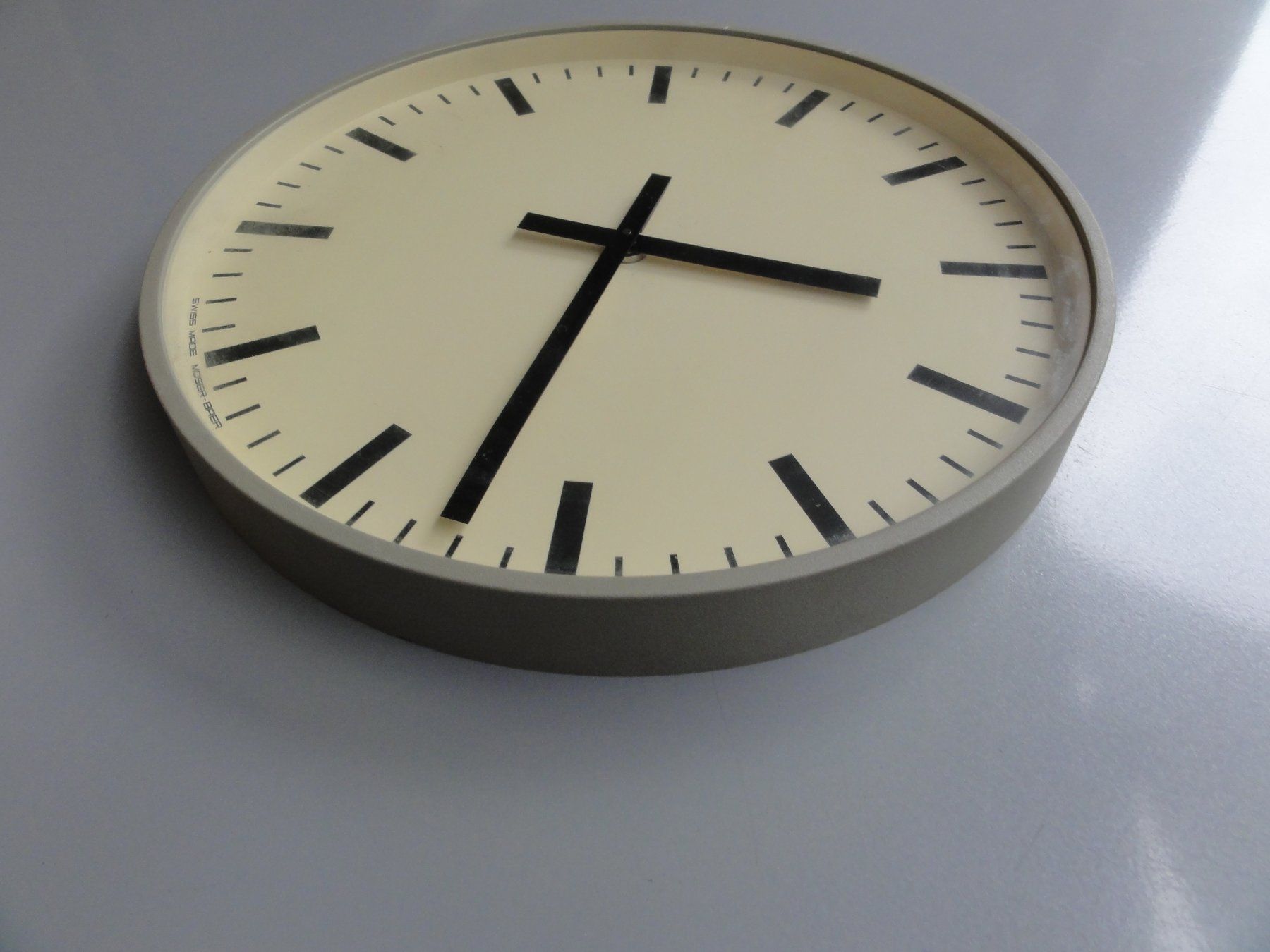Stand- & Wanduhren: Nebenuhr MOSER - BAER – Gebraucht aus Kriens von Scheiksbir 4